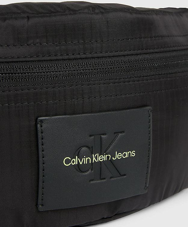 Calvin Klein crna muška torba sa višestrukim džepovima-[SKU]