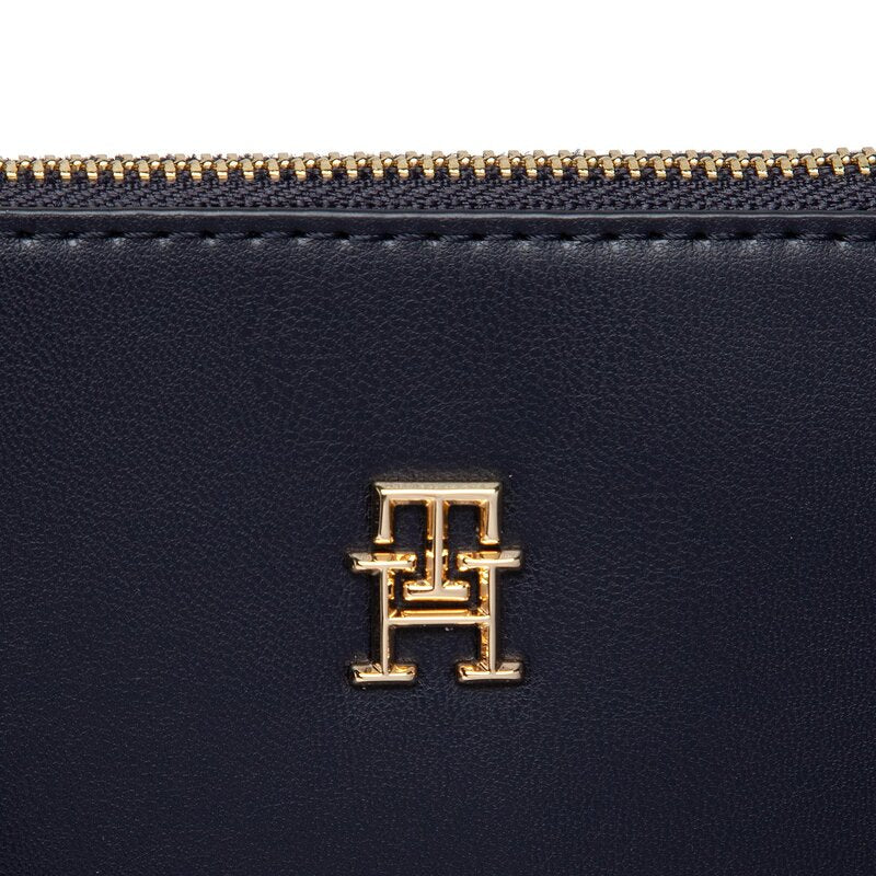 Tommy Hilfiger plavi ženski neseser sa zlatnim detaljima-[SKU]